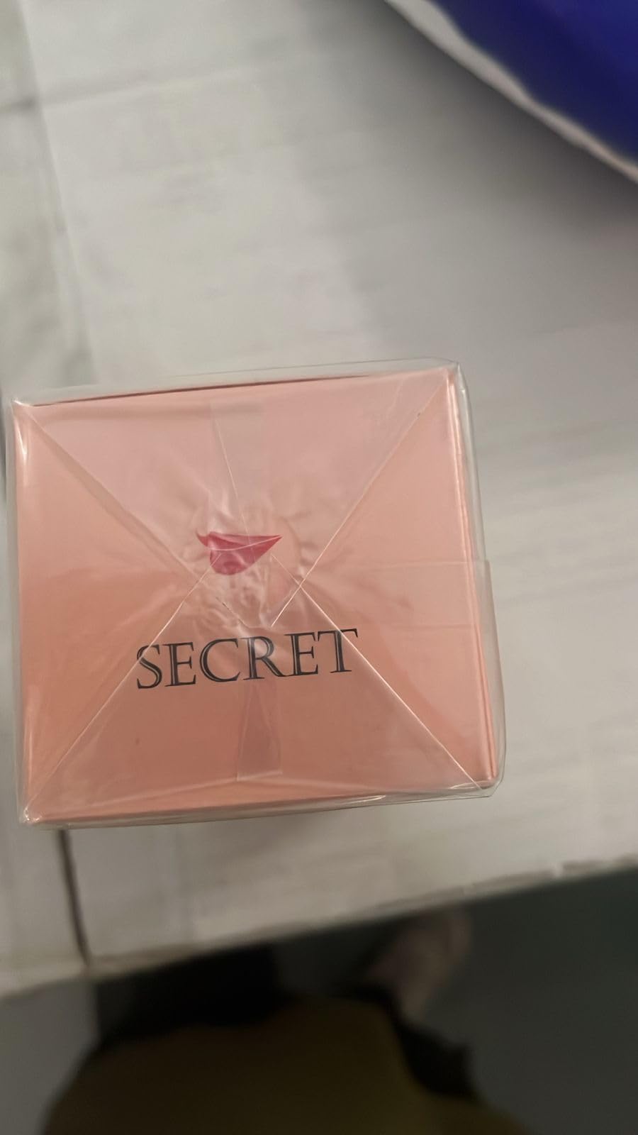 Eau De Parfum 75 ML (2.5 oz) Floral Fruity V787