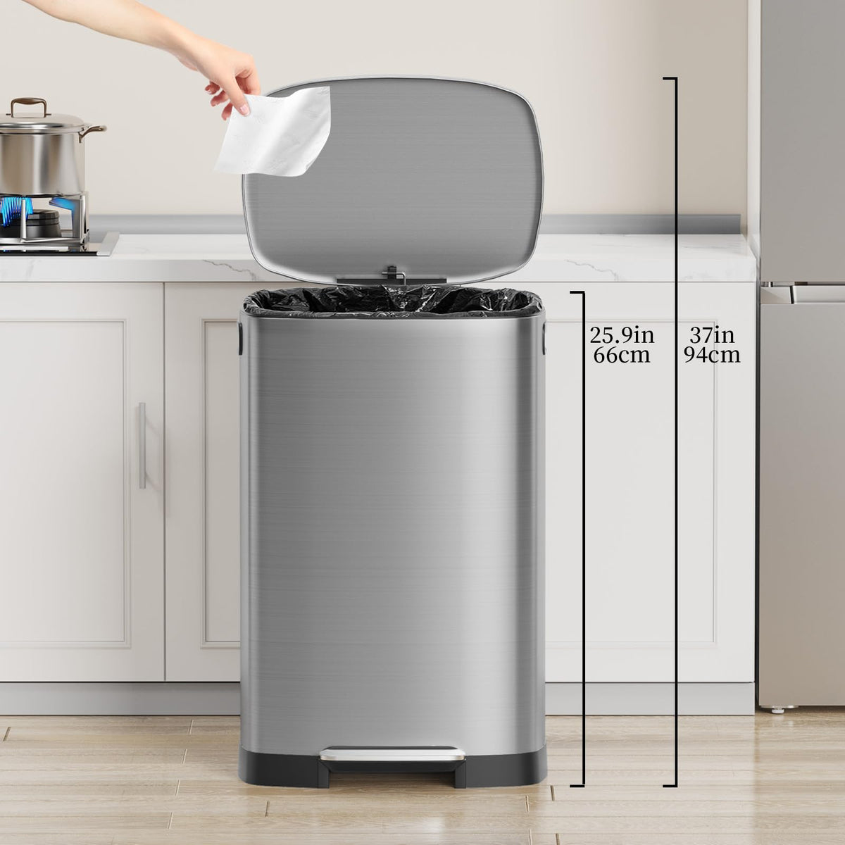 13 Gallon Fingerprint Proof Stainless Steel Trash Can with Lid Q9224