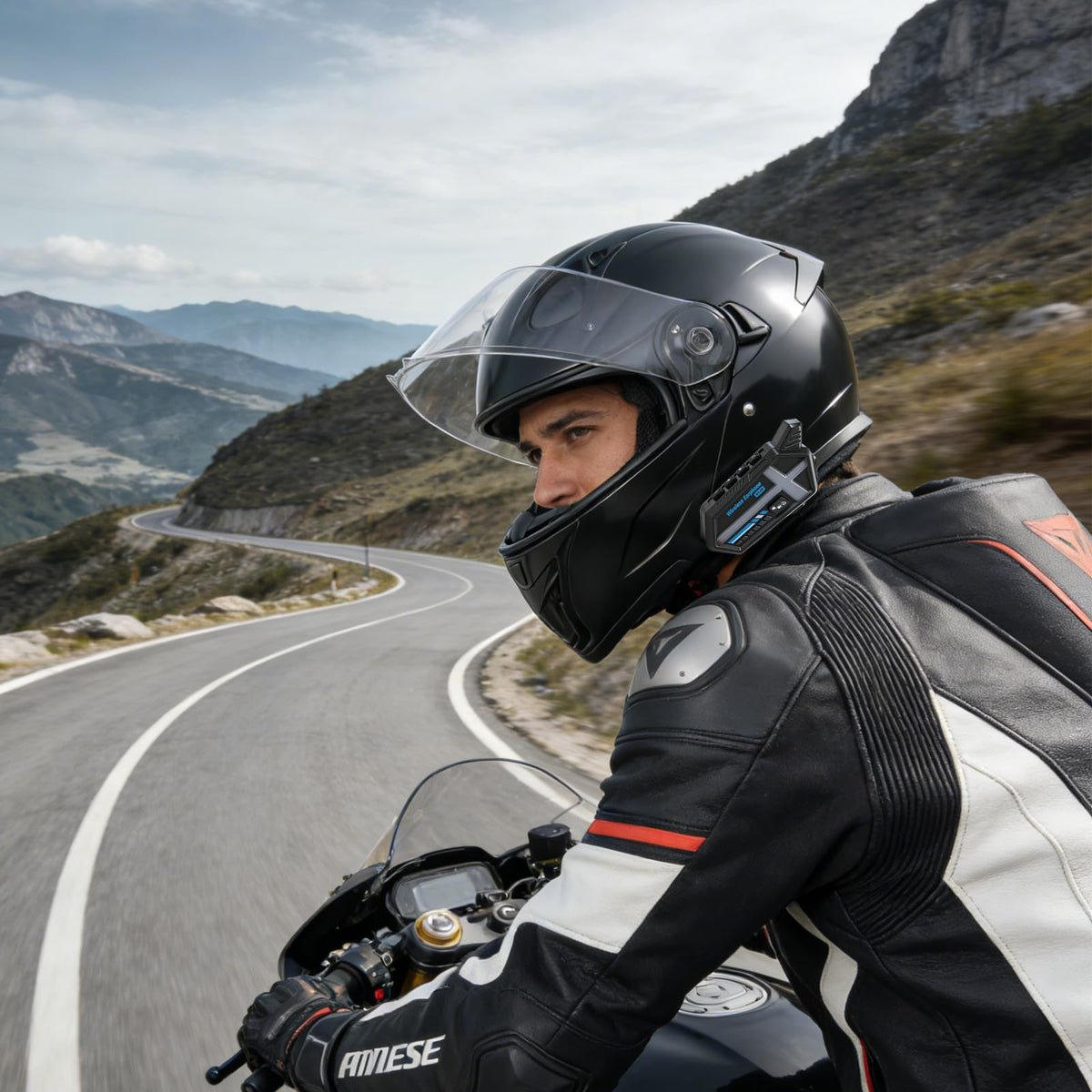 DOT Approved Flip Up Full Face Motorcycle Helmet with Dual Visor J52399