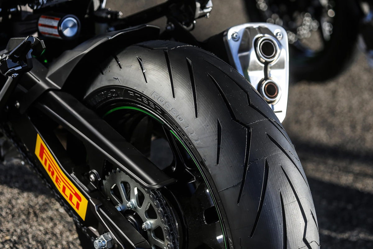 240/45-17 82W Rear Motorcycle Tire N6119